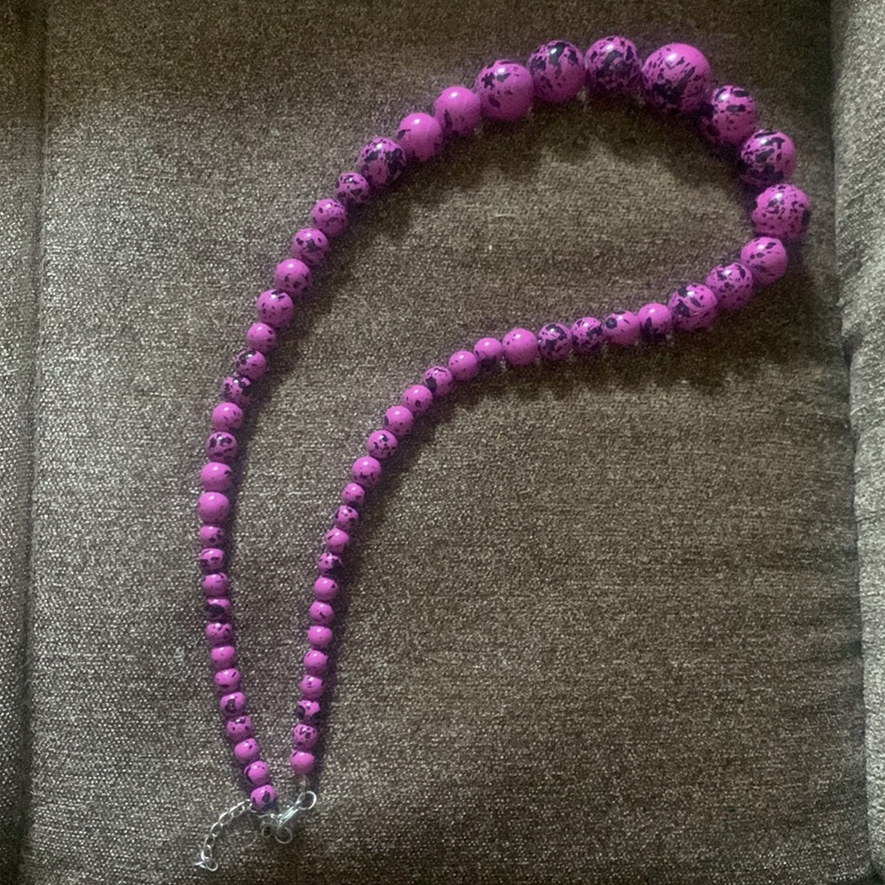 Necklace - Picture 5 of 6
